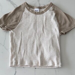Aritzia TNA cropped top